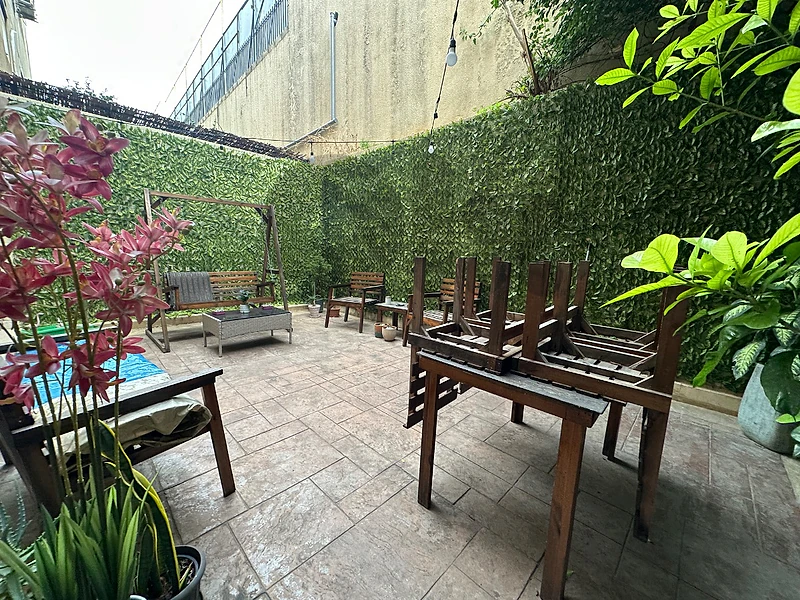 Apartment For Sale in Khaldeh