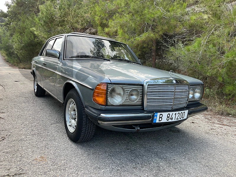 Mercedes-Benz 240/260/280 1980