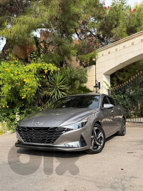Hyundai Elantra 2021 SEL Premium
