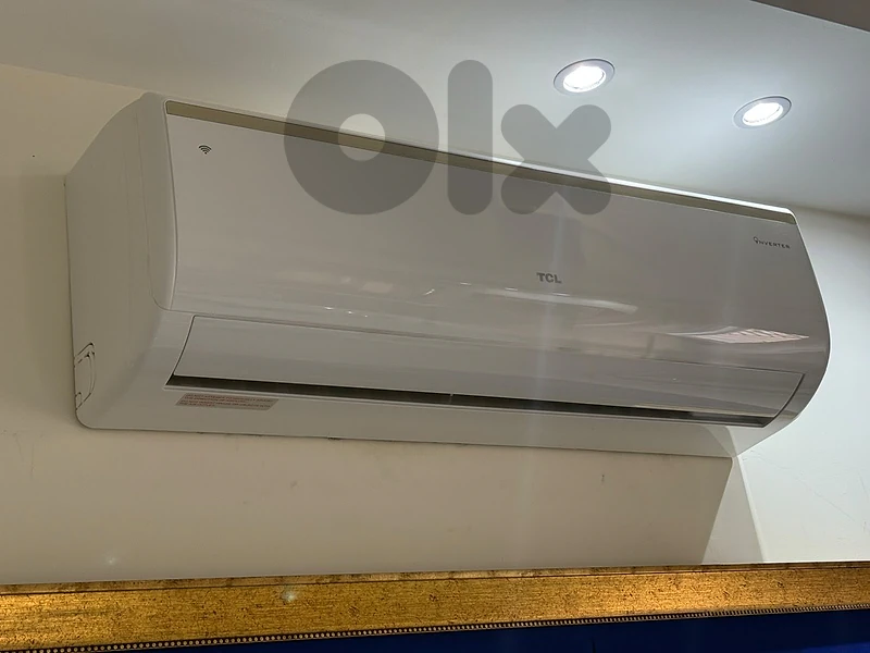 TCL 18,000 BTU INVERTER AC – HOT & COLD – EXCELLENT CONDITION!