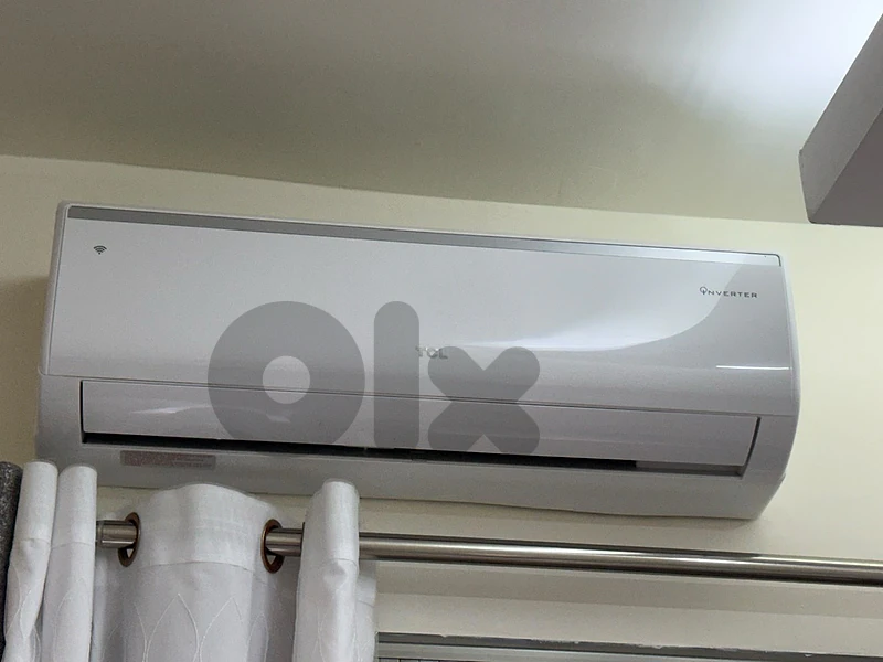 TCL 12,000 BTU INVERTER AC – HOT & COLD – EXCELLENT CONDITION!