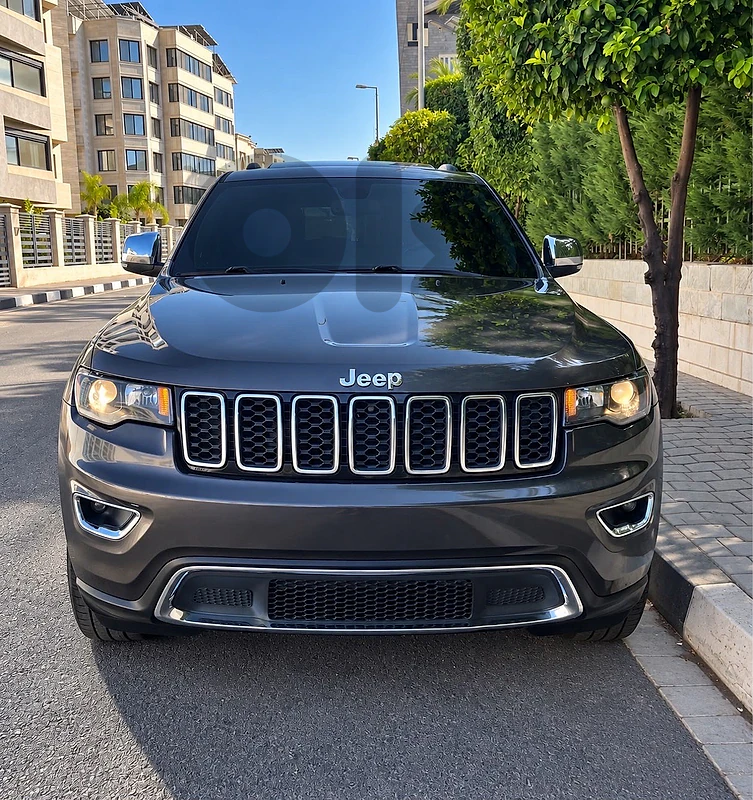 Jeep Grand Cherokee 2018 Limted very clean Jeep Grand Cherokee 2018 Limted very clean