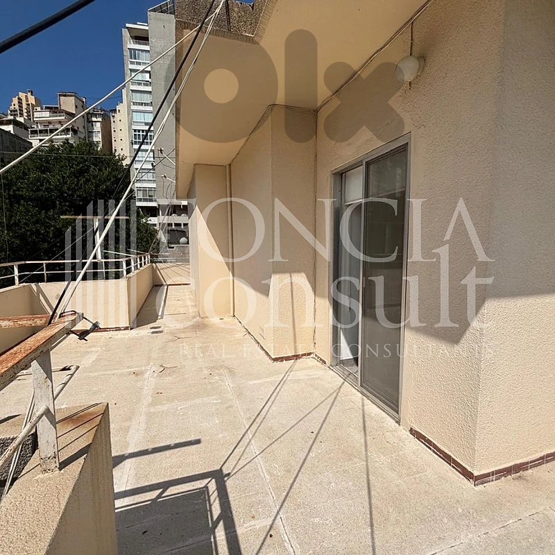 Rooftop Apartment for Rent – Achrafieh, Sioufi