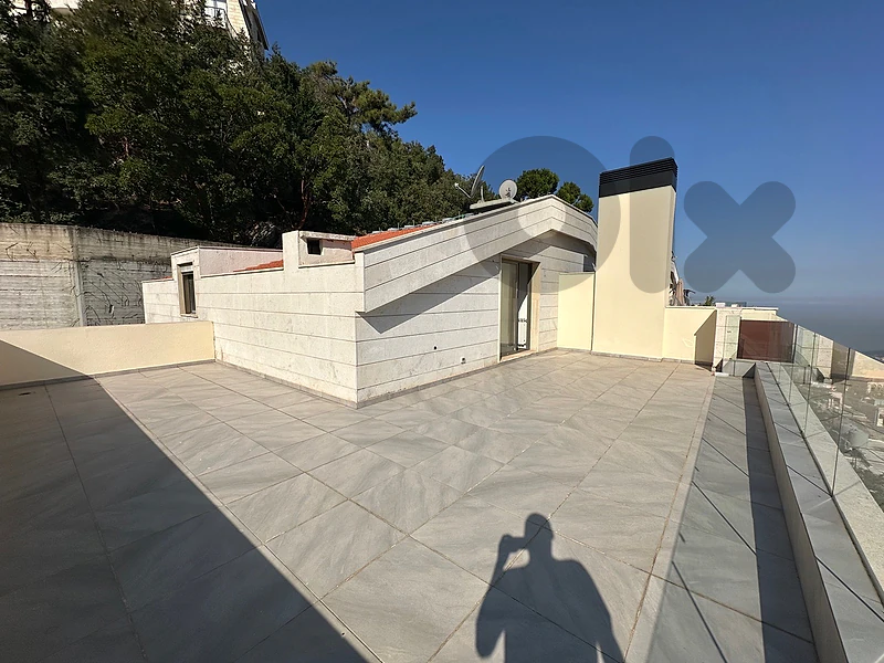 New Building Duplex 300m 3+Bedrooms Qennebet Brumana entrance Metn