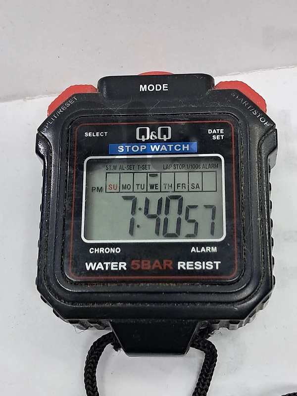 chronometer  Q&Q used 03 032462
