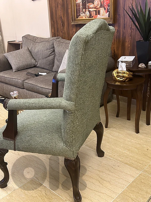 arm chairs with table