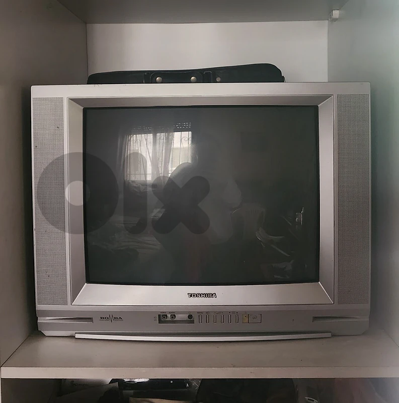 Old Toshiba TV - working