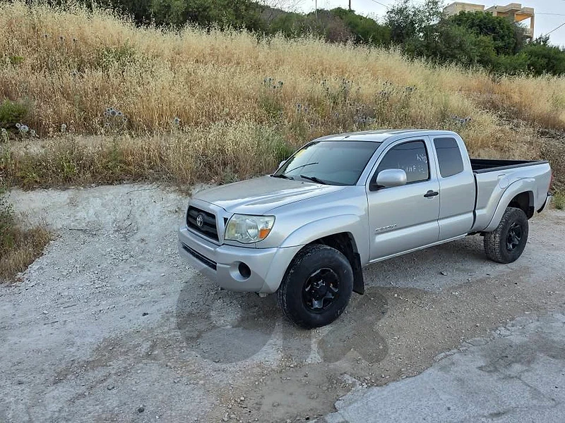 Toyota tacoma 2005