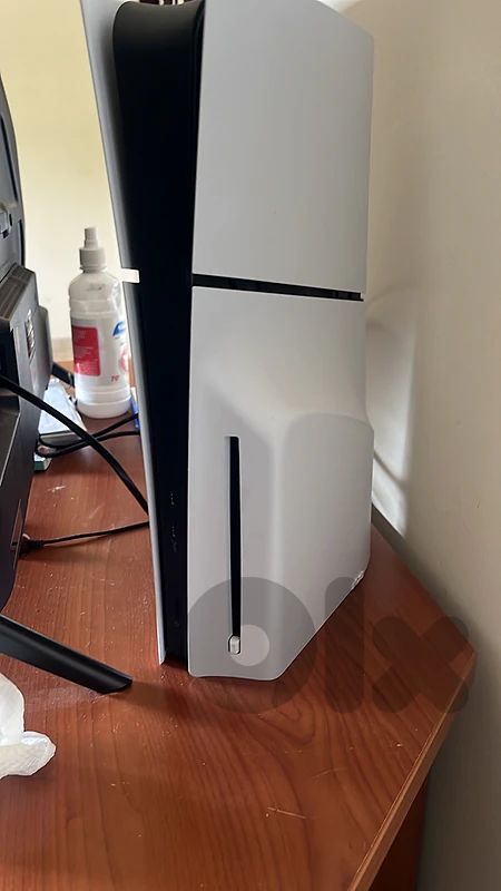 PS5 slim