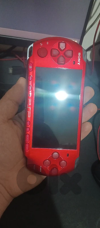 PSP 3004 Red without battery