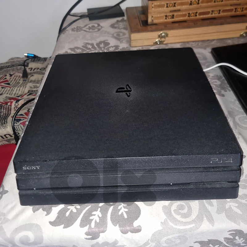Ps4 Pro Like New