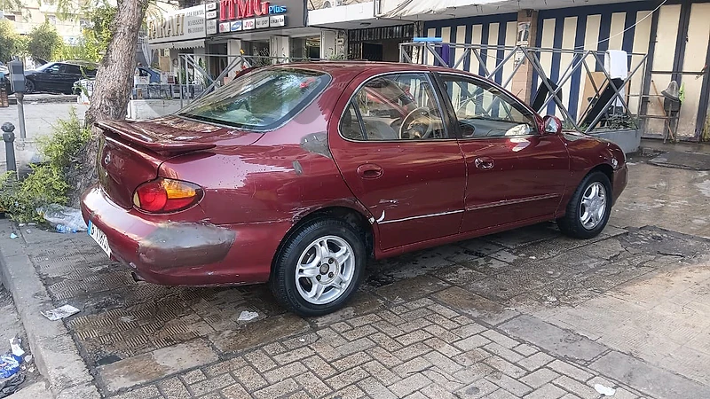 هيونداي إلينترا 1999 000