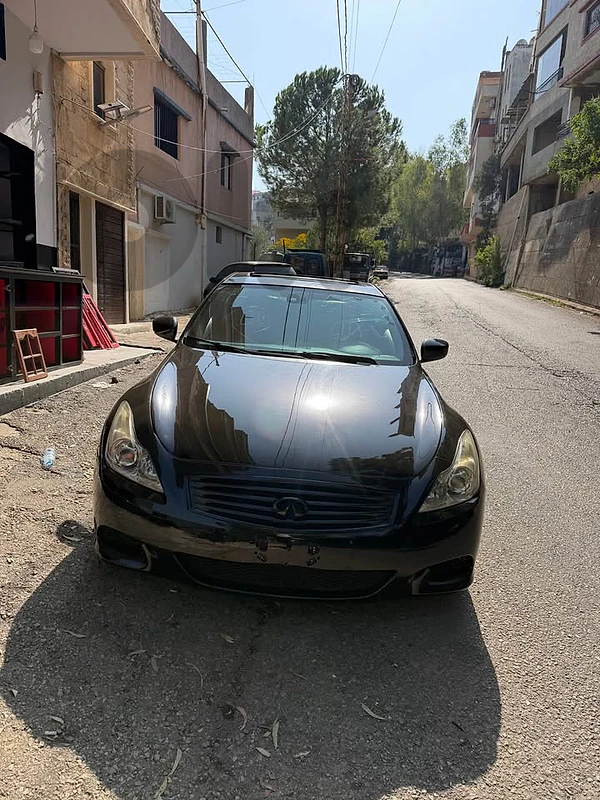 Infinity G37s 2010