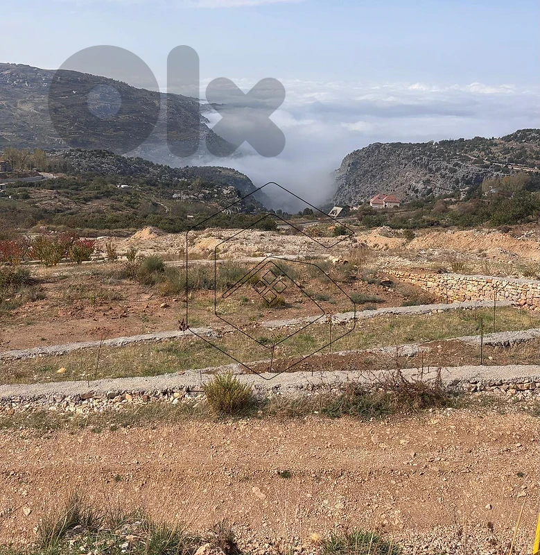 GMC106MT Land for sale in Sannine - أرض للبيع في صنين