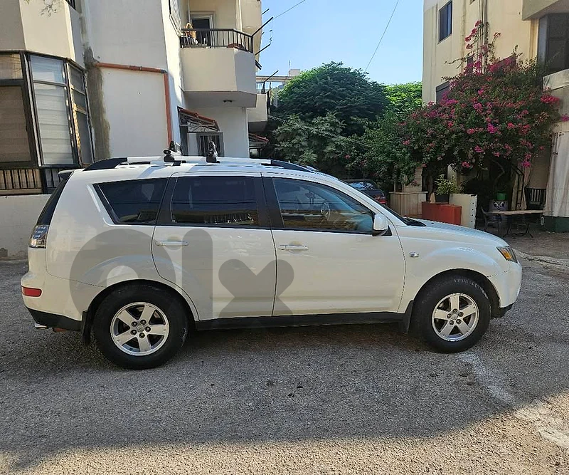Mitsubishi outlander 2007