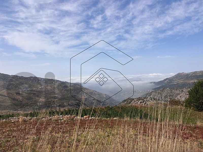 GMC107MT Land for sale in Sannine - أرض للبيع في صنين