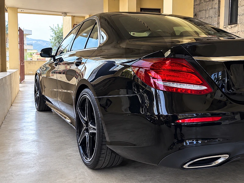Mercedes-Benz C-Class 2018 300