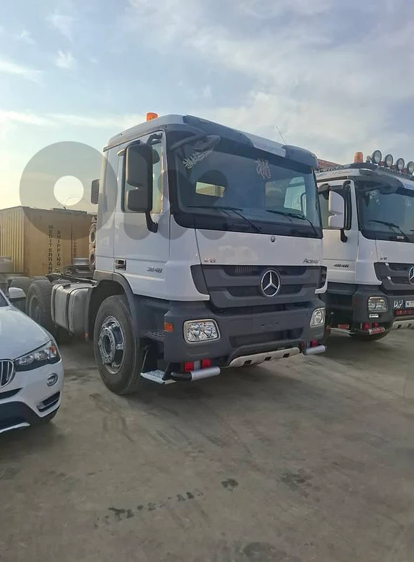 Mercedes-Benz Actros	2010