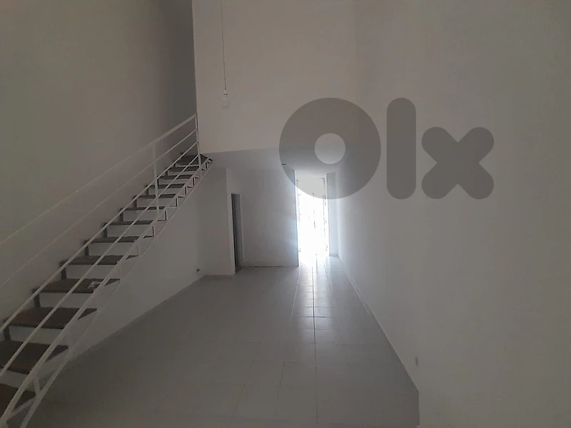 Office for sale in Zalka