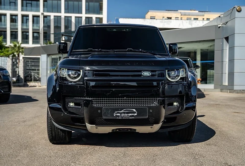 Land Rover Defender 2025