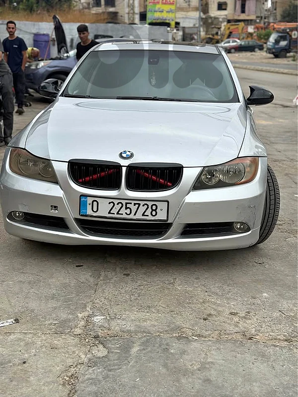 BMW E90 2006