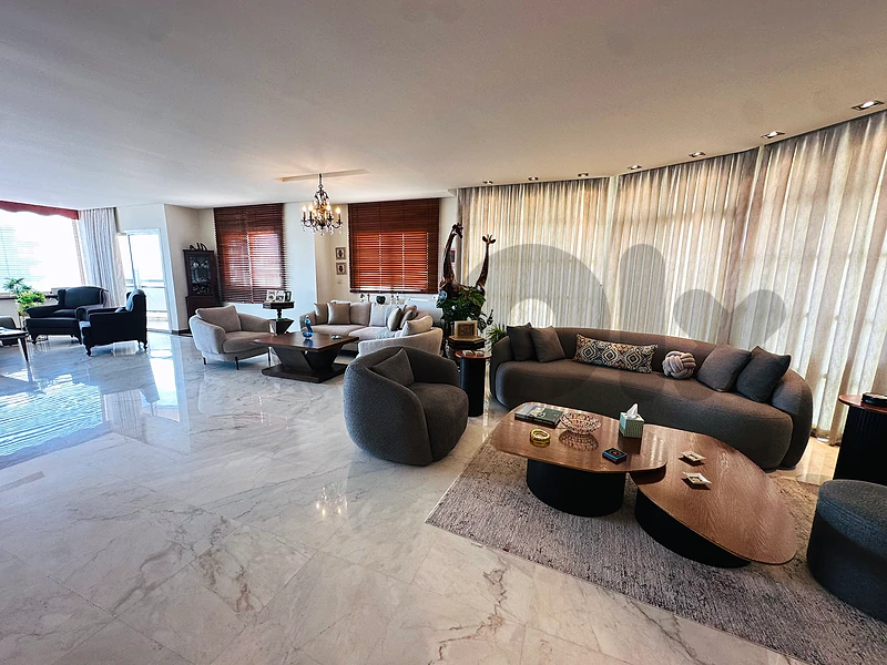 440 m2 Duplex Sale Manara | دوبلكس للبيع المنارة