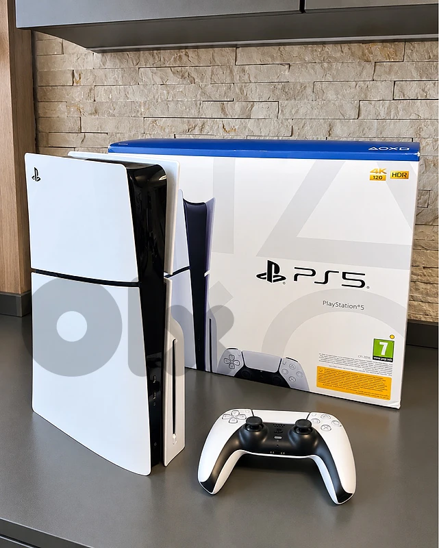 PS5 Slim Disc Edition - 1TB - exellent condition PS5 Slim Disc Edition - 1TB - exellent condition