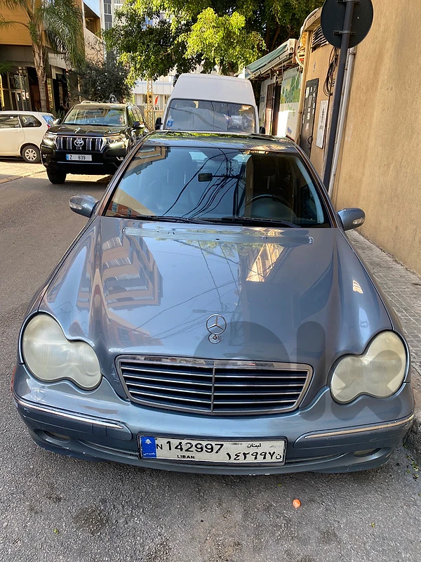 Mercedes-Benz C-Class 2004 Mercedes-Benz C-Class 2004