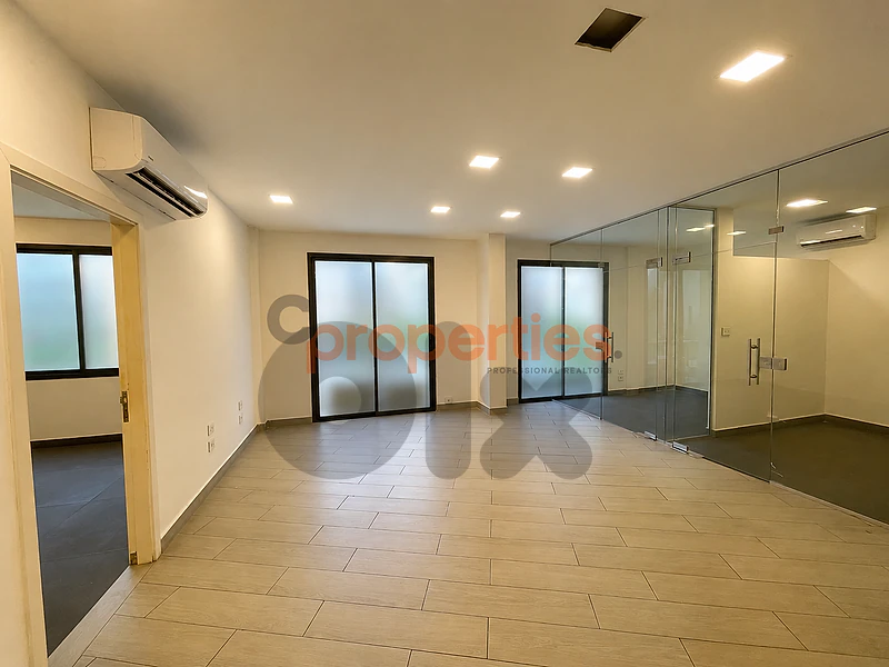 Office for rent in Saifi مكتب للإيجار في الصيفي CPBPK48