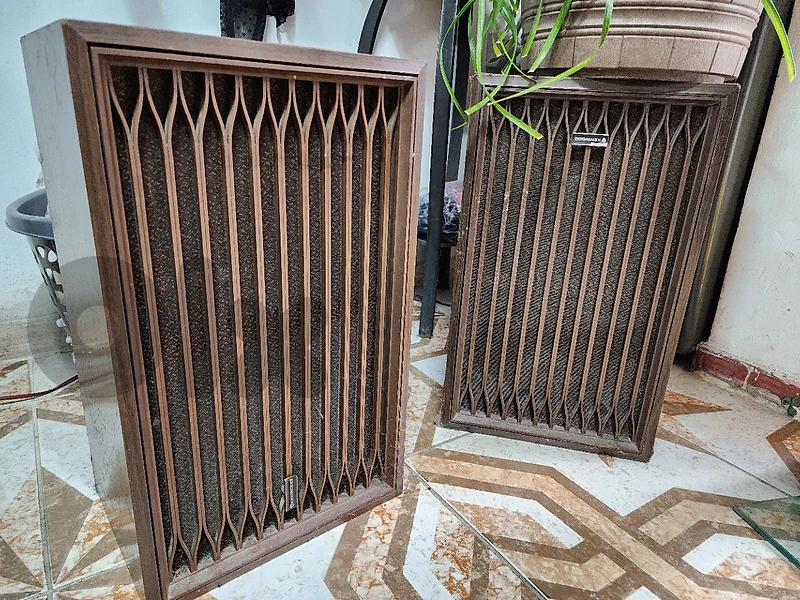 speakers old