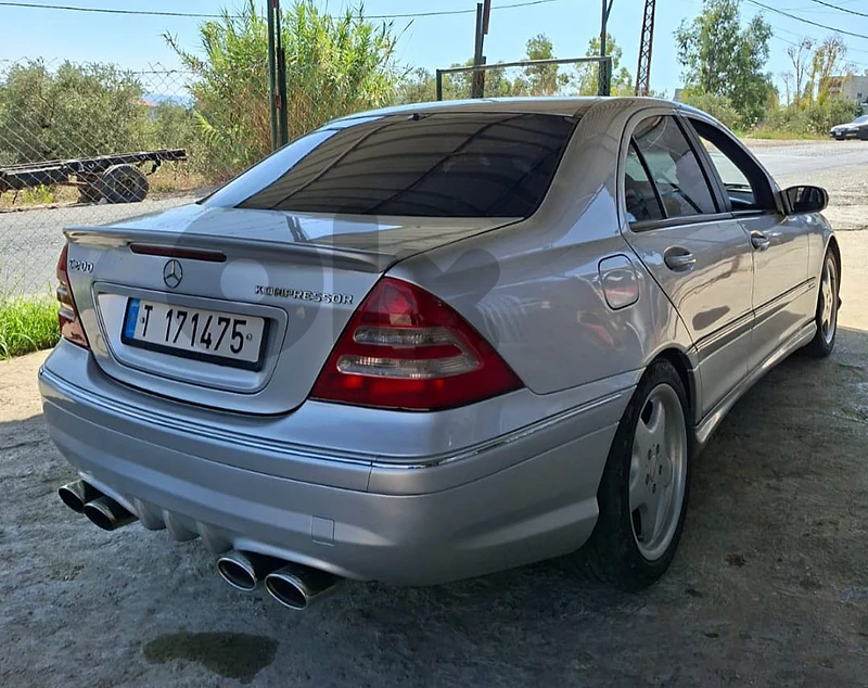 Mercedes-Benz 200 Series 2002