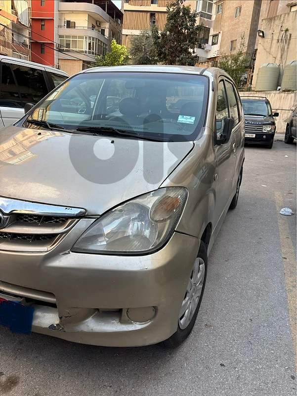 Toyota Avanza 2010 vitesse