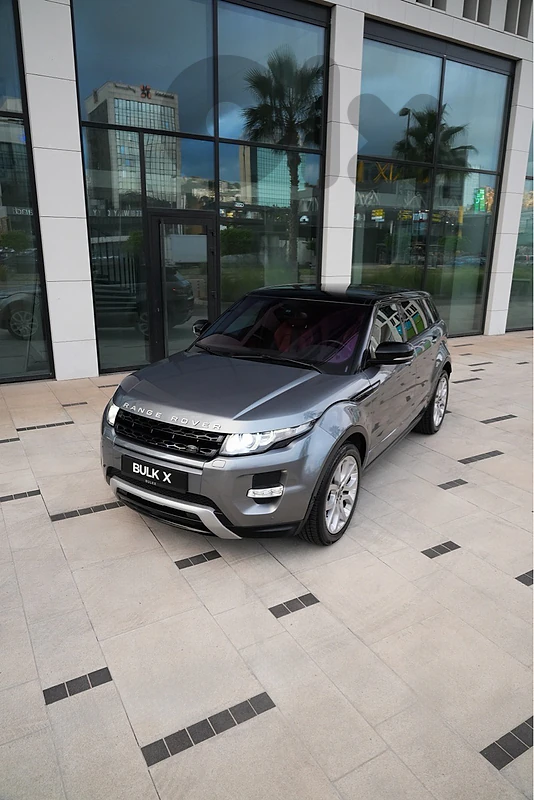 Land Rover Evoque dynamic - Company Source - 2 keys - Panoramic Roof Land Rover Evoque dynamic - Company Source - 2 keys - Panoramic Roof