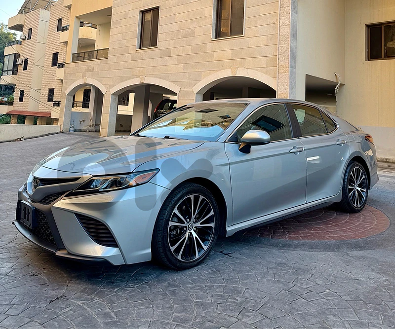 Toyota Camry 2018