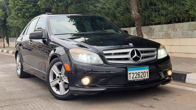 Mercedes-Benz C-Class 2010 MERCEDES BENZ C300 2WHEEL