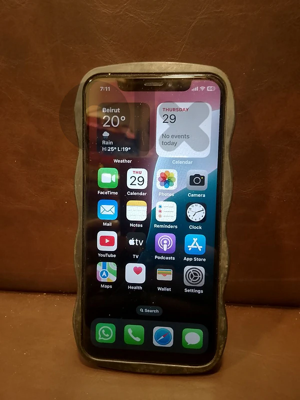 iphone xs- 256GB