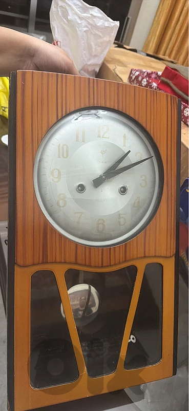 polaris antique clock
