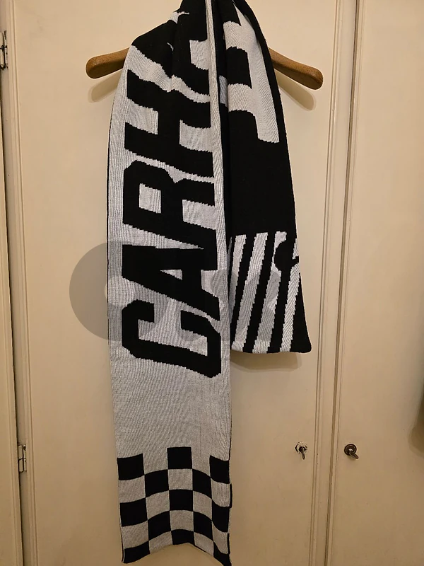 carharatt scarf