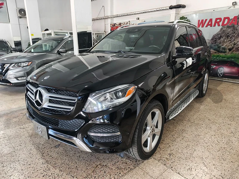 2018 Mercedes-Benz GLE-350 4MATIC (LOW MILEAGE)