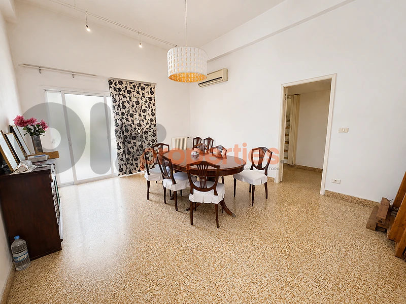 Apartment for sale in Achrafieh - شقة للبيع في الأشرفية - CPBPK29