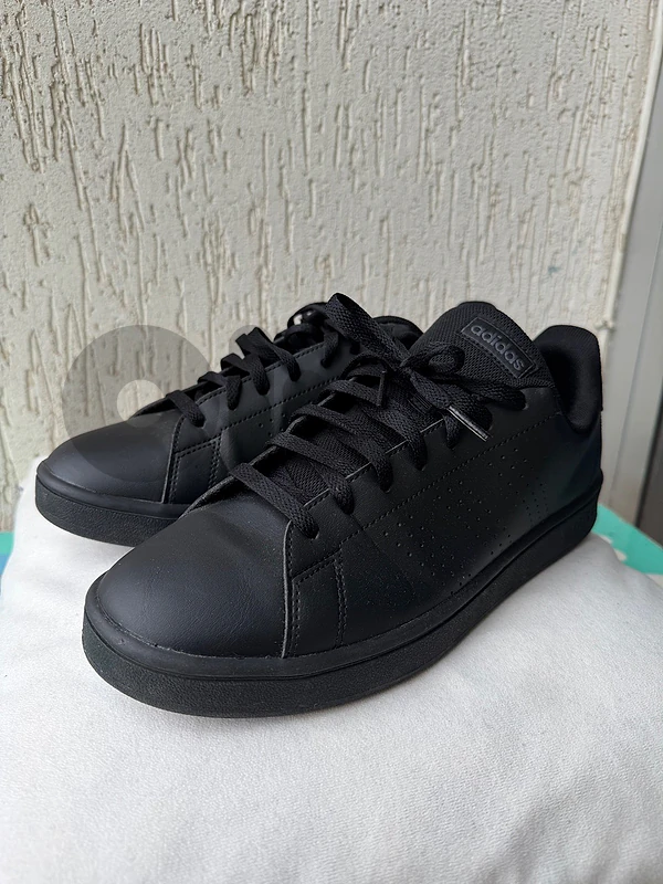 Adidas size 44 2/3 (Fits 45)
