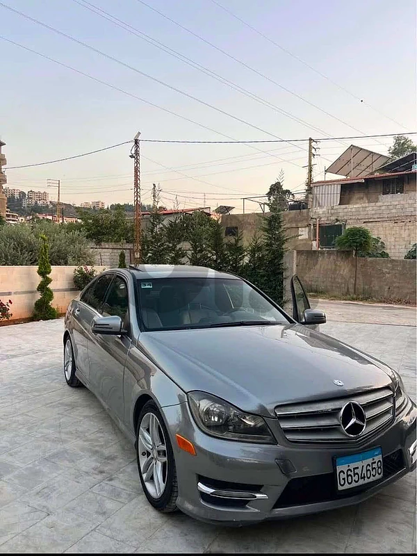 Mercedes-Benz C-Class 2012 c250