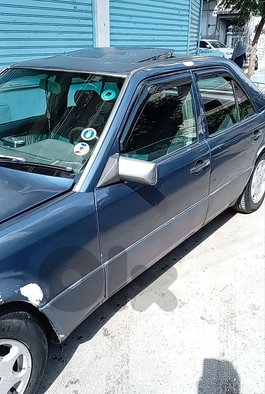 مرسيدس بنز 240/260/280 1990