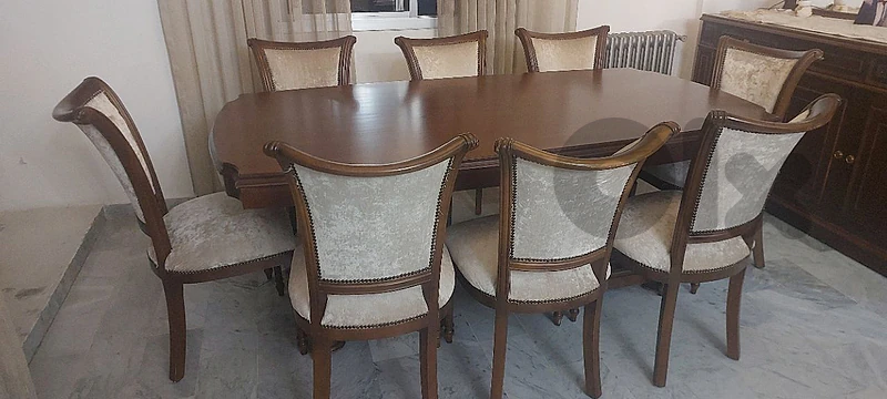 dining table like new