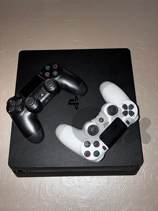 PS4 SLIM 1 TERRA