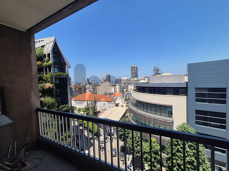 apartment For sale in achrafieh