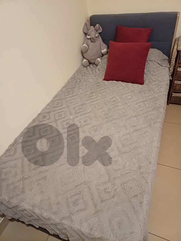 2 beds with 2 mattress