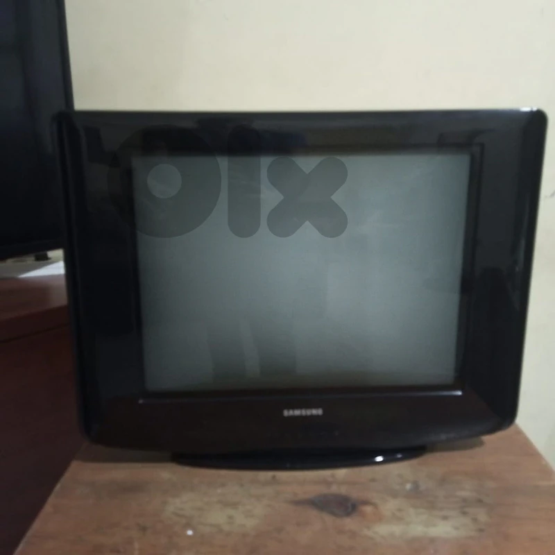 Samsung bomba flatron  crt tv 21 inch