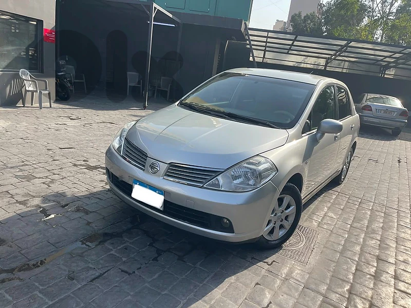 Nissan Tiida 2008