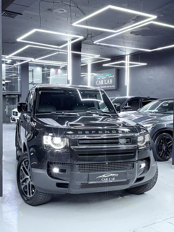 Land Rover Defender 2020